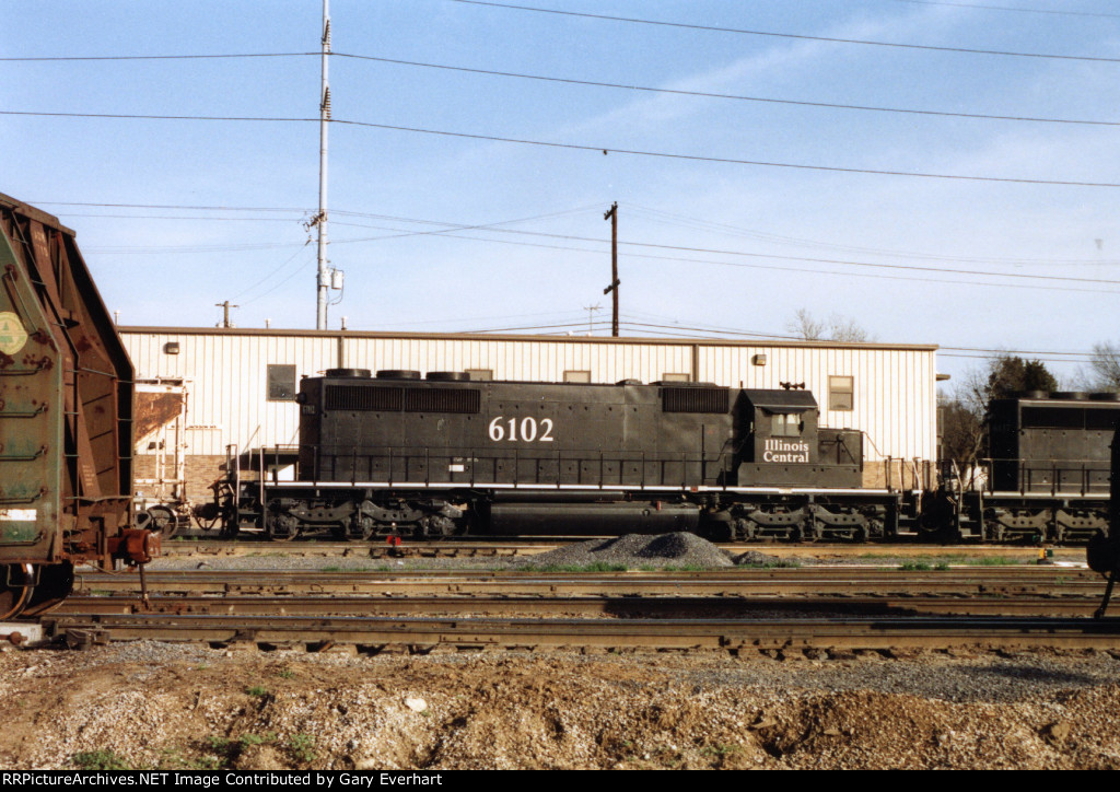 IC SD40-2 #6102 - Illinois Central